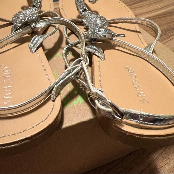 3/$20 🎉 BAMBOO - Adorable seahorse silver tone sandals, 7.5 - Picture 5 of 6
